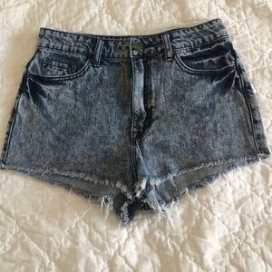 Acid wash high rise cutoff denim shorts